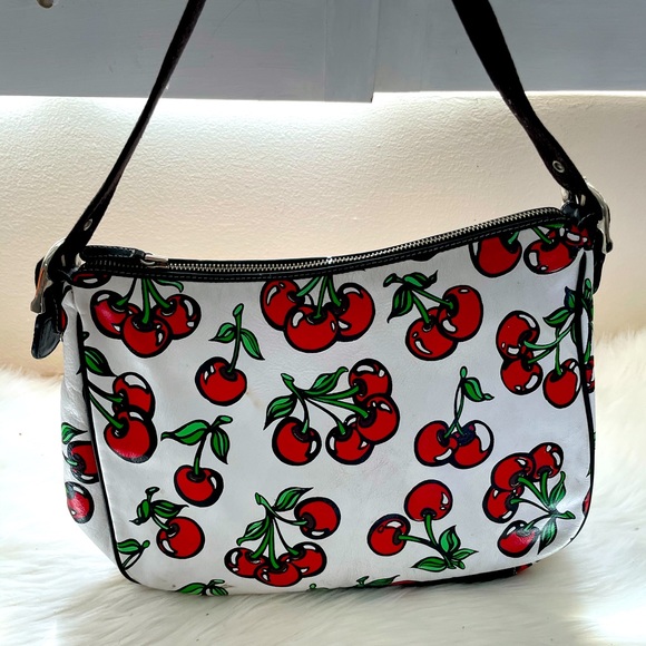 Isabella Fiore Handbags - 🛍 ISABELLA FIORE 🍒